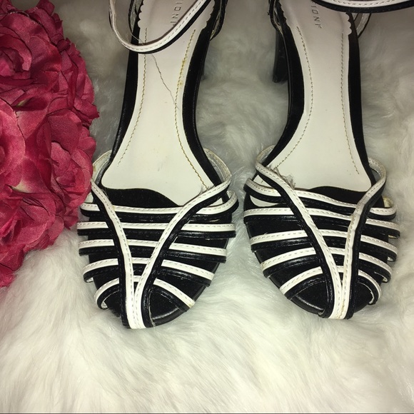 Strappy Black and White Sandals - Picture 3 of 4